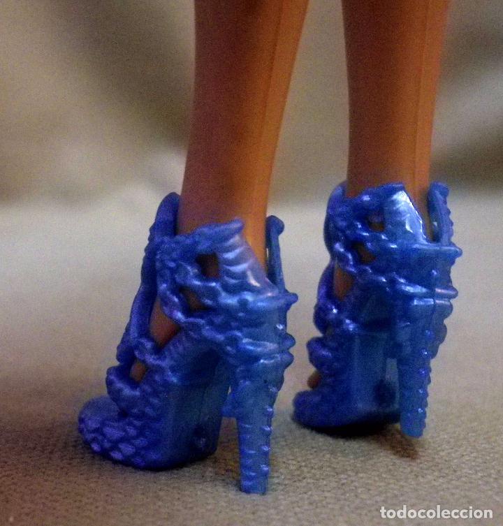Barbie y Ken: COMPLEMENTO PARA MU&Ntilde;ECA BARBIE, ZAPATO - Foto 2