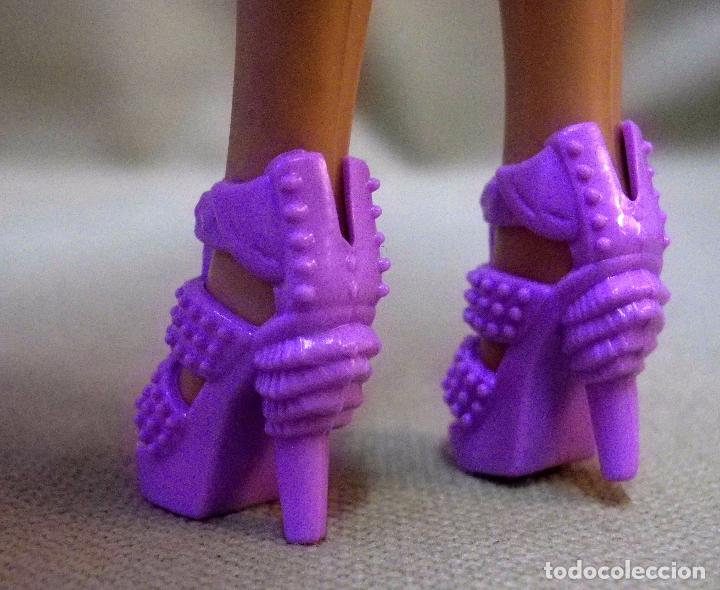 Barbie y Ken: COMPLEMENTO PARA MU&Ntilde;ECA BARBIE, ZAPATO - Foto 3