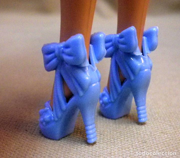 Barbie y Ken: COMPLEMENTO PARA MU&Ntilde;ECA BARBIE, ZAPATO - Foto 2