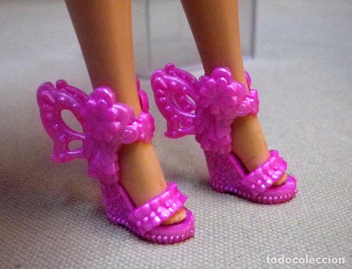 Barbie y Ken: COMPLEMENTO PARA MU&Ntilde;ECA BARBIE, ZAPATO - Foto 1