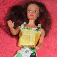 Barbie y Ken: CONJUNTO FALDA Y TOP BARBIE-AÑOS 90