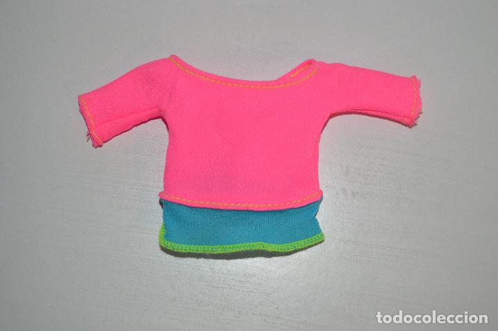 Barbie y Ken: Camiseta de mu&ntilde;eca Barbie - Foto 1