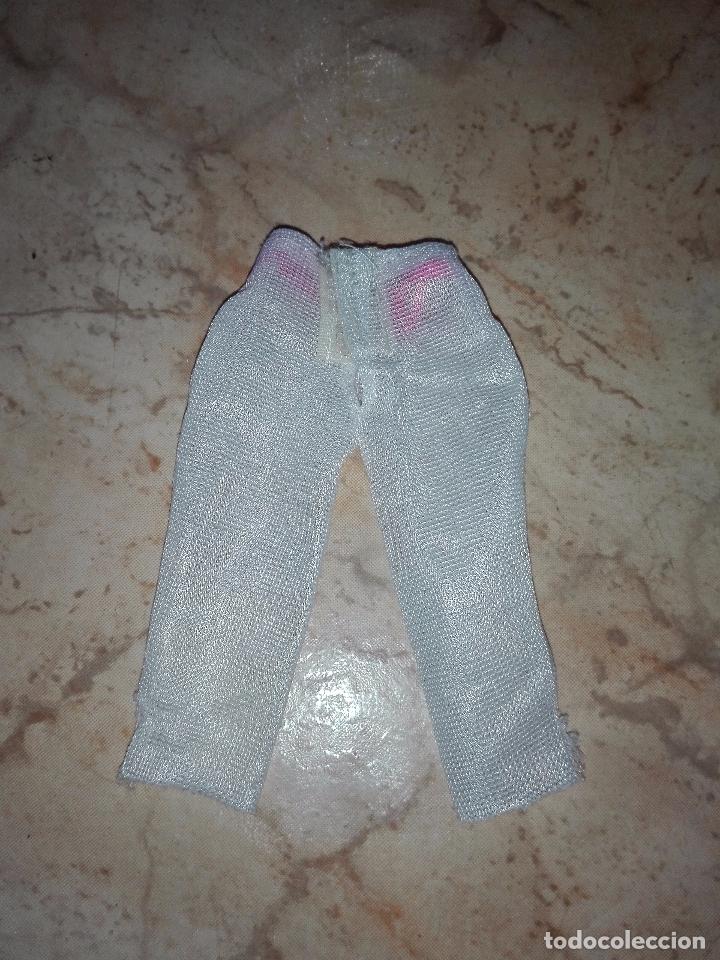 Barbie y Ken: Pantalon de mu&ntilde;eca barbie - Foto 2