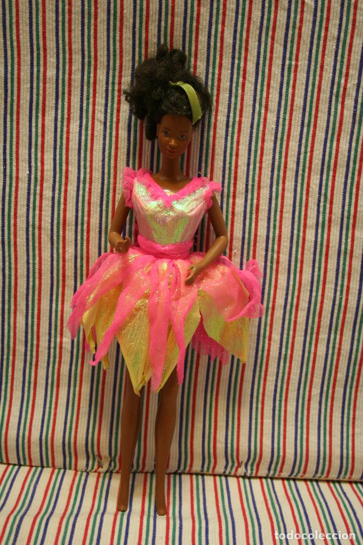 Barbie y Ken: BARBIE VESTIDO - Foto 1