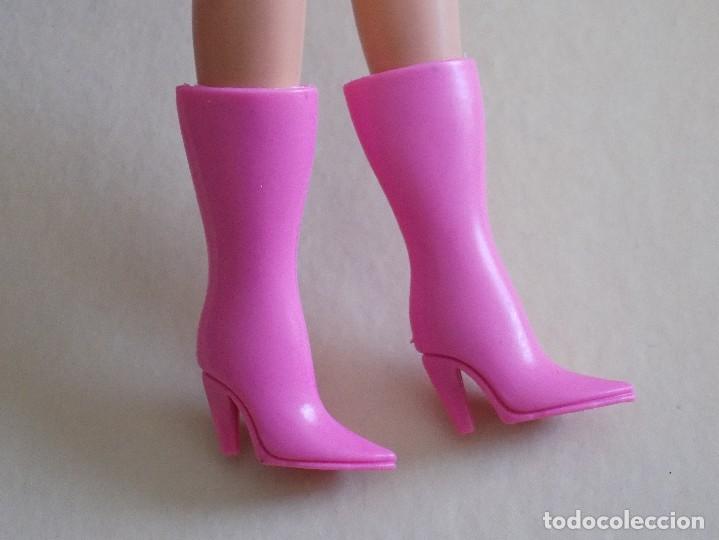 Barbie y Ken: botas validas para barbie - Foto 1