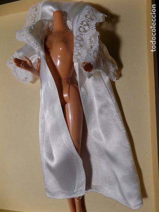 Barbie y Ken: SALTO DE CAMA, BATA PARA BARBiE - Foto 2
