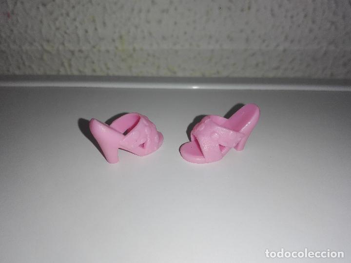Barbie y Ken: Zapatos de mu&ntilde;eca barbie - Foto 3