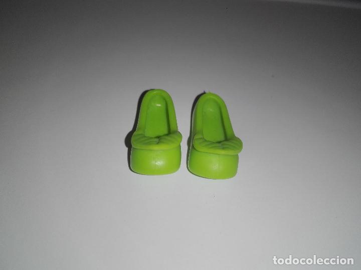 Barbie y Ken: Zapatos de mu&ntilde;eca barbie - Foto 2