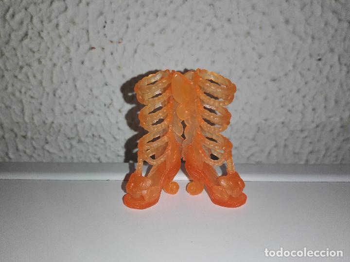 Barbie y Ken: Zapatos de mu&ntilde;eca barbie - Foto 2
