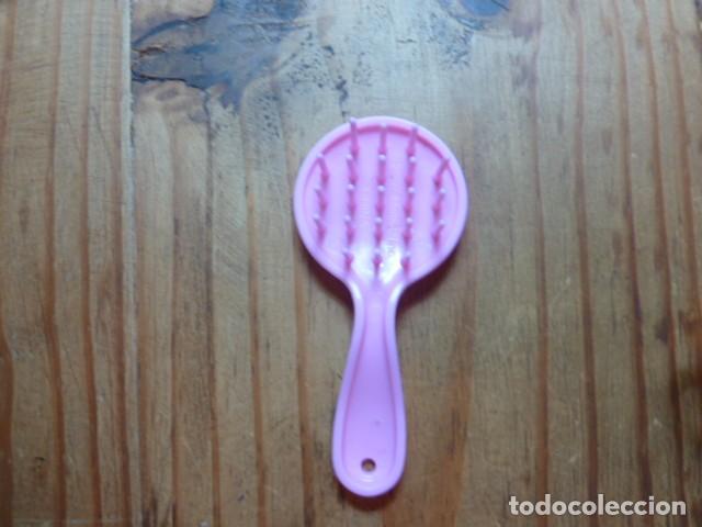 Barbie y Ken: Cepillo pelo rosa chicle. Barbie - Foto 2