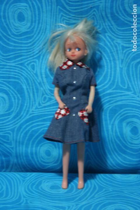 Barbie y Ken: VESTIDO ORIGINAL BARBIE - Foto 1