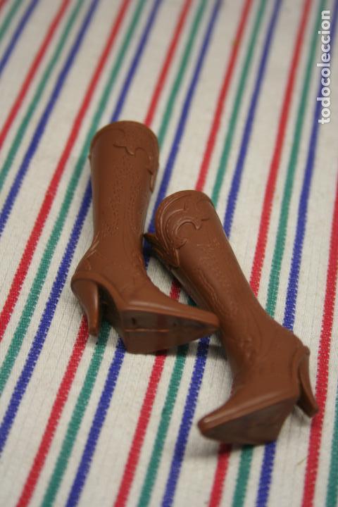 Barbie y Ken: BARBIE, BOTAS ORIGINALES - Foto 6