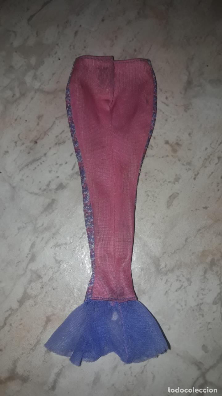 Barbie y Ken: Falda cola de sirena  de mu&ntilde;eca barbie - Foto 2
