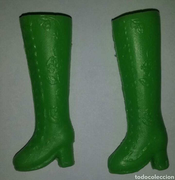 botas verdes antiguas validas para muñeca barbi - Comprar Barbie y Ken -  Vestidos y Accesorios en todocoleccion - 150687994