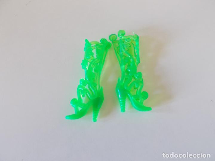 Barbie y Ken: Botas para Barbie - Foto 1
