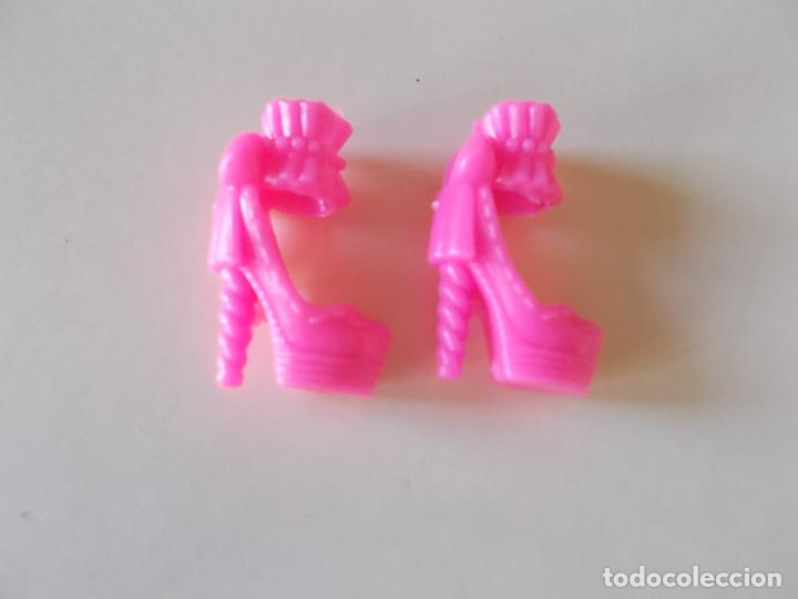 Barbie y Ken: Zapatos para Barbie - Foto 1
