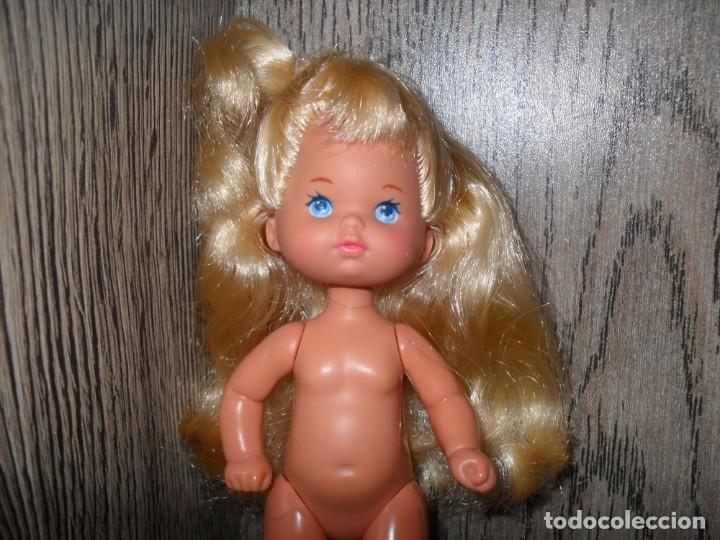 Barbie y Ken: MU&Ntilde;ECA BEBE rubia MU&Ntilde;ECA BARBIE PROFESORA - Foto 1