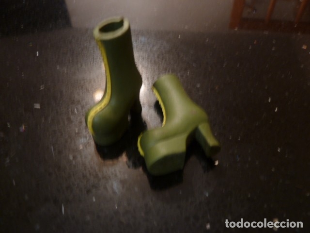 Barbie y Ken: Botas verdes plataforma. Barbie - Foto 3