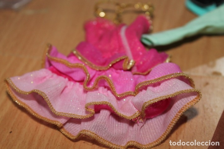 Barbie y Ken: lote vestidos mu&ntilde;eca barbie - Foto 4