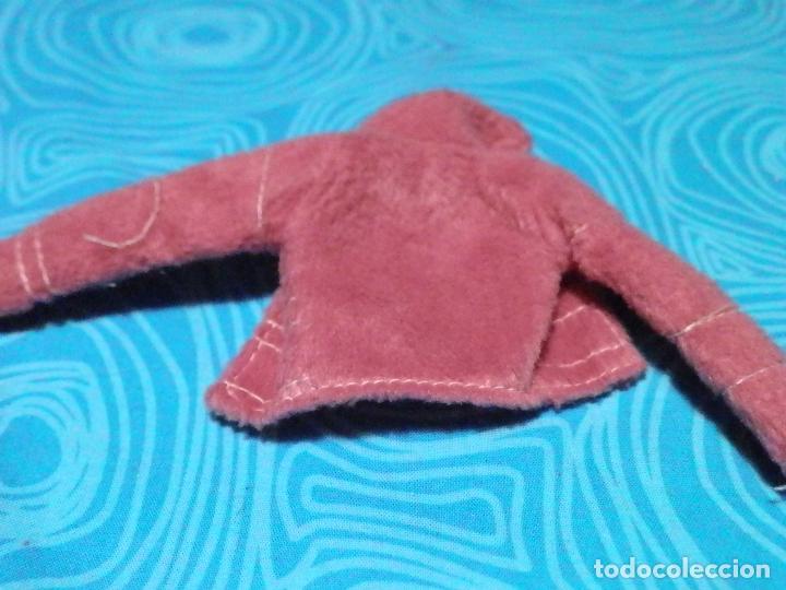 Barbie y Ken: CHAQUETA PARA MU&Ntilde;ECA BARBIE - Foto 2