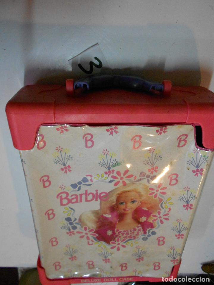 antiguo maletin maleta barbie para guardar muñe - Comprar Barbie y Ken -  Vestidos y Accesorios en todocoleccion - 201722465