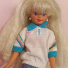 Barbie y Ken: PRECIOSA MUY ELEGANTE LA PRIMA DE BARBIE SELADA C,MATTEL, 1987 INC MAD CHINA. Lote 205561312