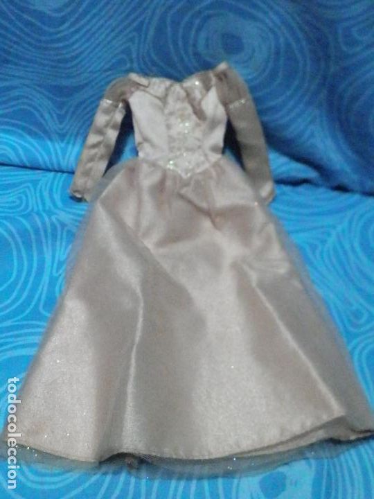 Barbie y Ken: VESTIDO ORIGINAL DE MU&Ntilde;ECA BARBIE - Foto 1