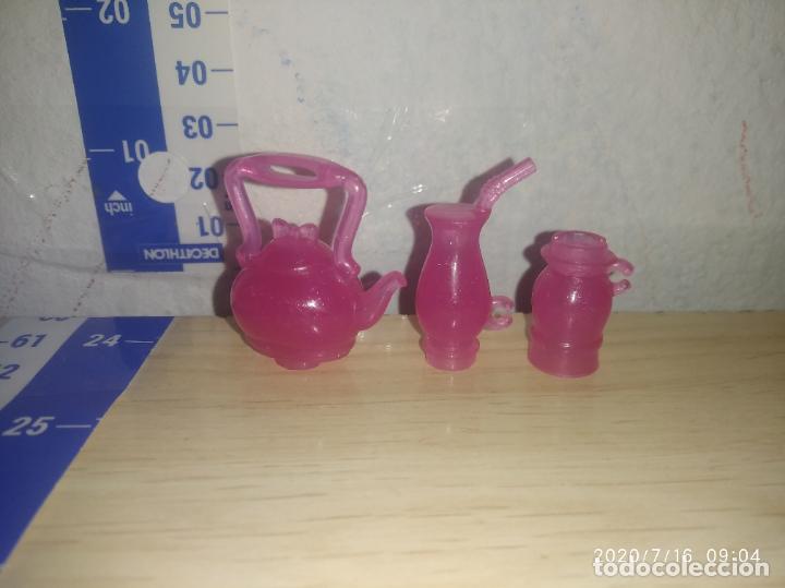 Barbie y Ken: Lote accesorios de mu&ntilde;eca barbie - Foto 1