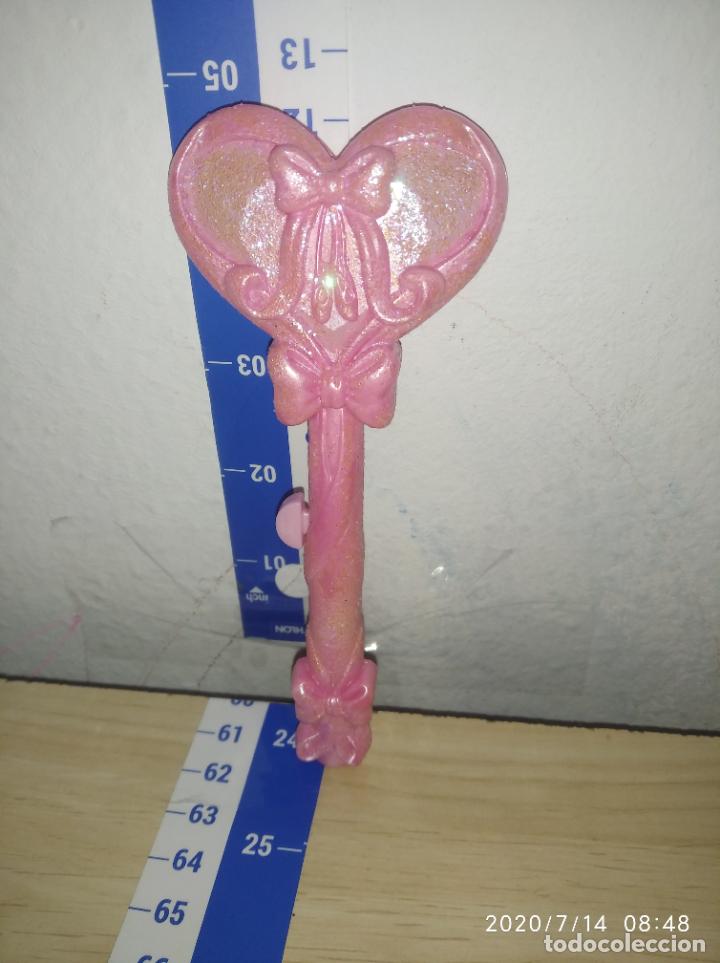 Barbie y Ken: Varita de mu&ntilde;eca Barbie - Foto 1