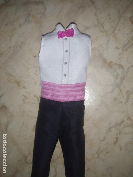 Barbie y Ken: Conjunto smoking de mu&ntilde;eco ken - Foto 2