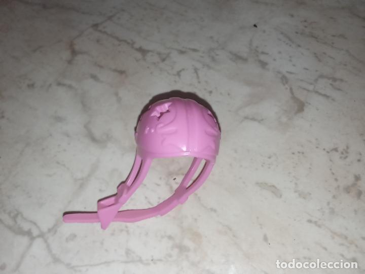 Barbie y Ken: Casco de mu&ntilde;eca barbie - Foto 3