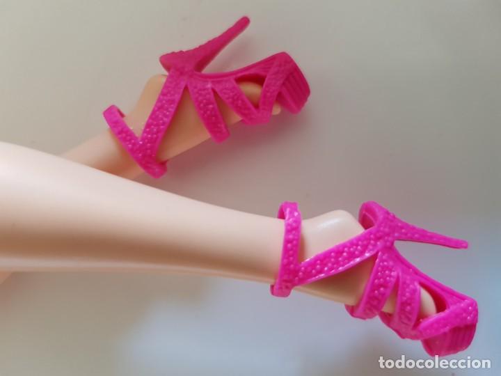 Barbie y Ken: zapatos barbie - Foto 4