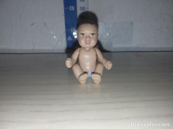 Barbie y Ken: Bebe de mu&ntilde;eca barbie - Foto 1