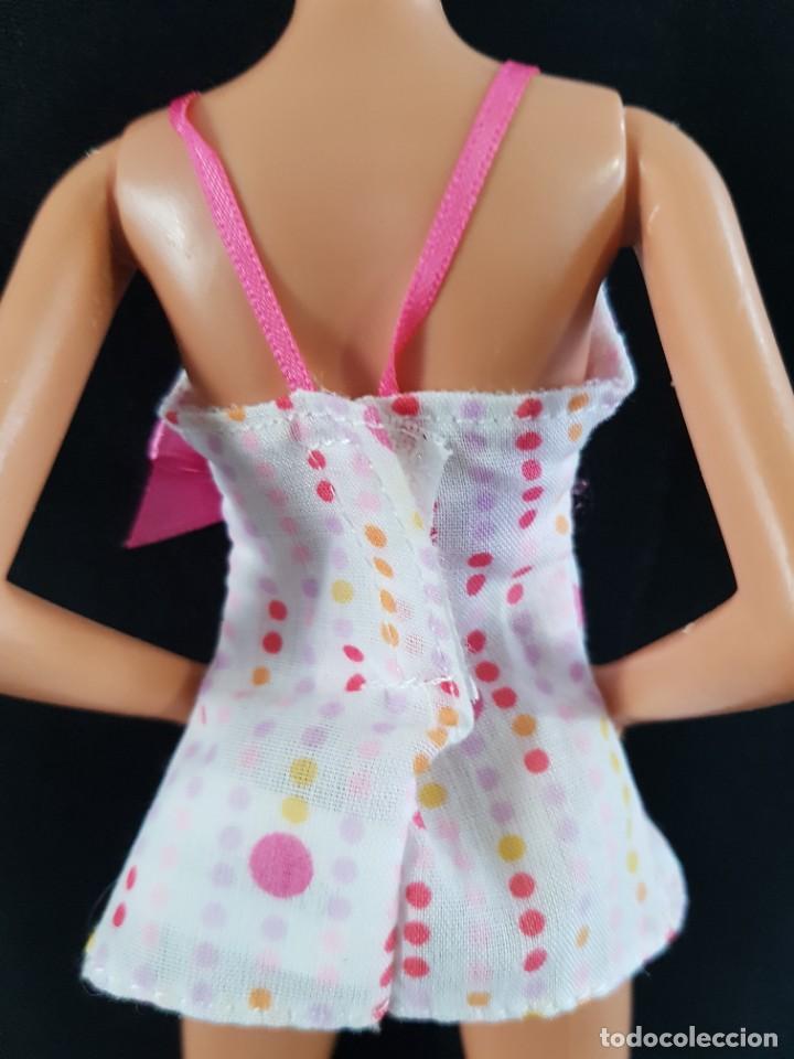 Barbie y Ken: Camiseta simba v&aacute;lida barbie - Foto 2