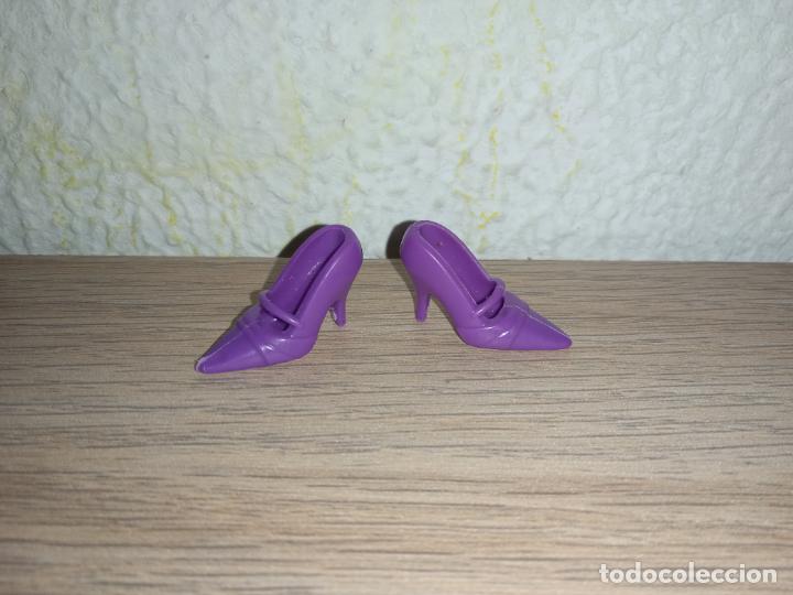 Barbie y Ken: Zapatos de Mu&ntilde;eca Barbie - Foto 1