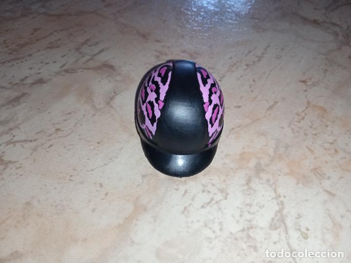 Barbie y Ken: Casco de mu&ntilde;eca Barbie - Foto 2