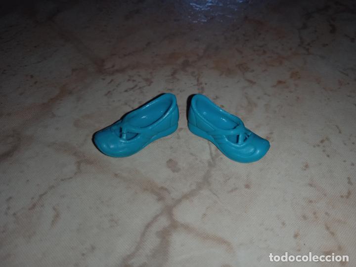 Barbie y Ken: Zapatos de mu&ntilde;eca Barbie - Foto 1