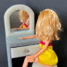 Barbie y Ken: MUEBLE APARADOR, TOCADOR BARBIE. Lote 269064978