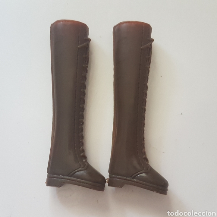 Barbie y Ken: Botas marrones para Barbie - Foto 1