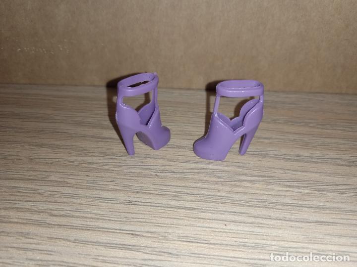 Barbie y Ken: Zapatos de Mu&ntilde;eca barbie - Foto 2