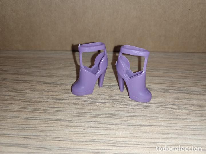 Barbie y Ken: Zapatos de Mu&ntilde;eca barbie - Foto 1