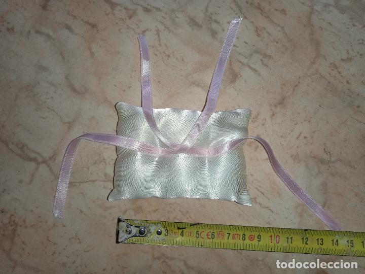 Barbie y Ken: Accesorio almohada de mu&ntilde;eca barbie - Foto 2