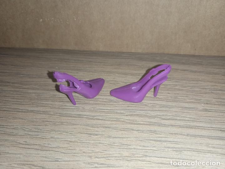 Barbie y Ken: Zapatos de mu&ntilde;eca Barbie - Foto 3