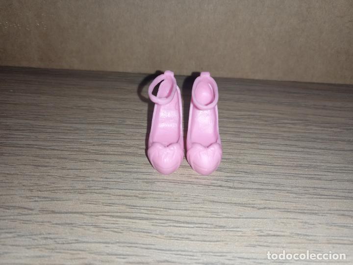 Barbie y Ken: Zapatos de mu&ntilde;eca Barbie - Foto 2