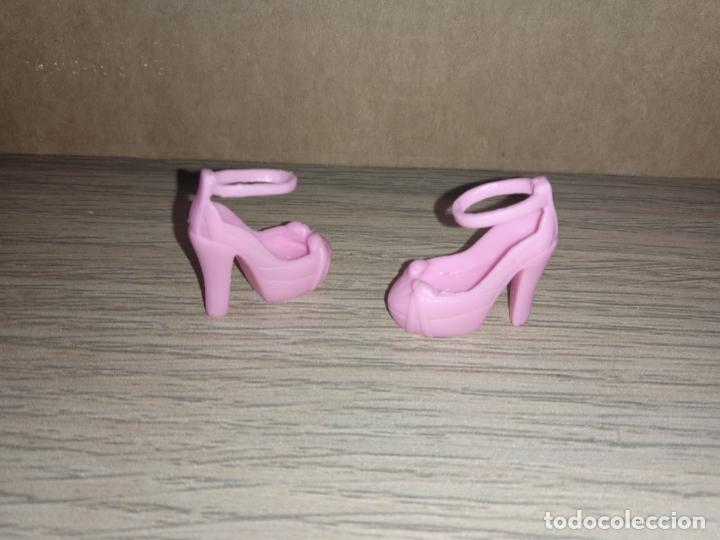 Barbie y Ken: Zapatos de mu&ntilde;eca Barbie - Foto 3