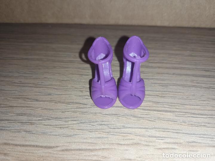 Barbie y Ken: Zapatos de mu&ntilde;eca Barbie - Foto 2