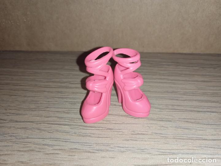Barbie y Ken: zapatos de mu&ntilde;eca Barbie - Foto 1