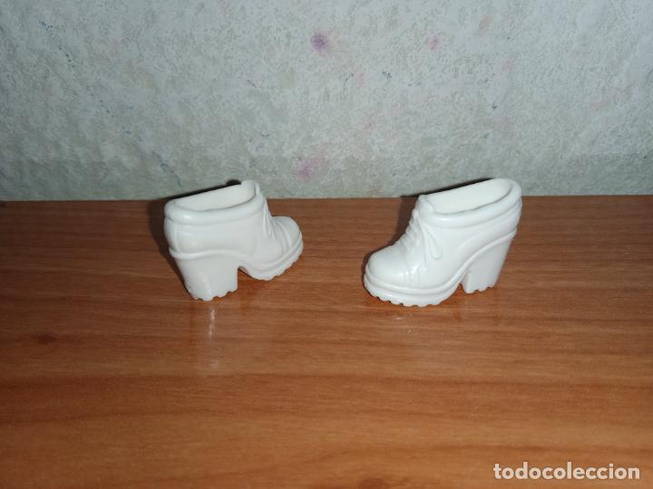 Barbie y Ken: Zapatos de mu&ntilde;eca Barbie - Foto 3