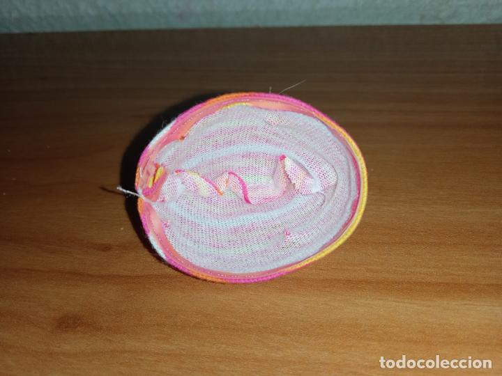 Barbie y Ken: Gorro de mu&ntilde;eca Barbie - Foto 3