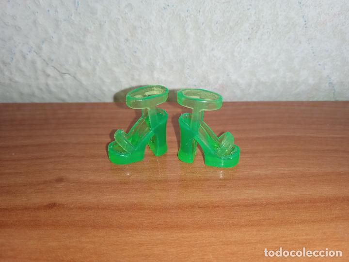 Barbie y Ken: Zapatos de mu&ntilde;eca Barbie - Foto 1